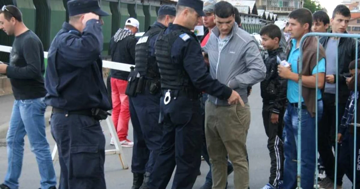 Accesul spectatorilor este permis în stadion  începând cu ora 18.00 FOTO IJJ Mehedinţi
