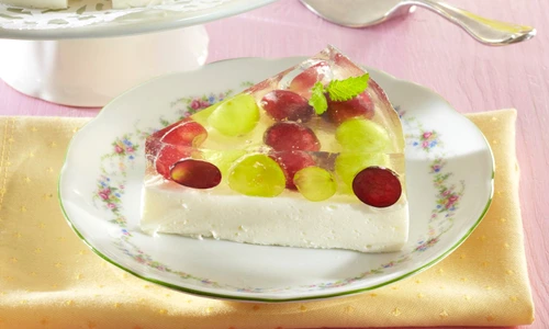 No baked cake with grapes jpeg