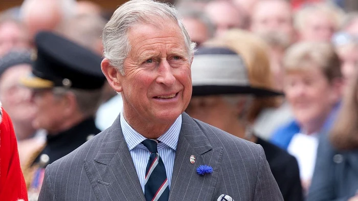 Charles III, pe atunci prinţ, a primit "Steaua României" în Grad de Mare Cruce. Foto arhivă