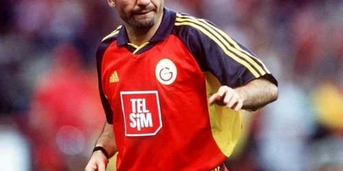 cross gsp giga hagi galatasaray FOTO Getty images