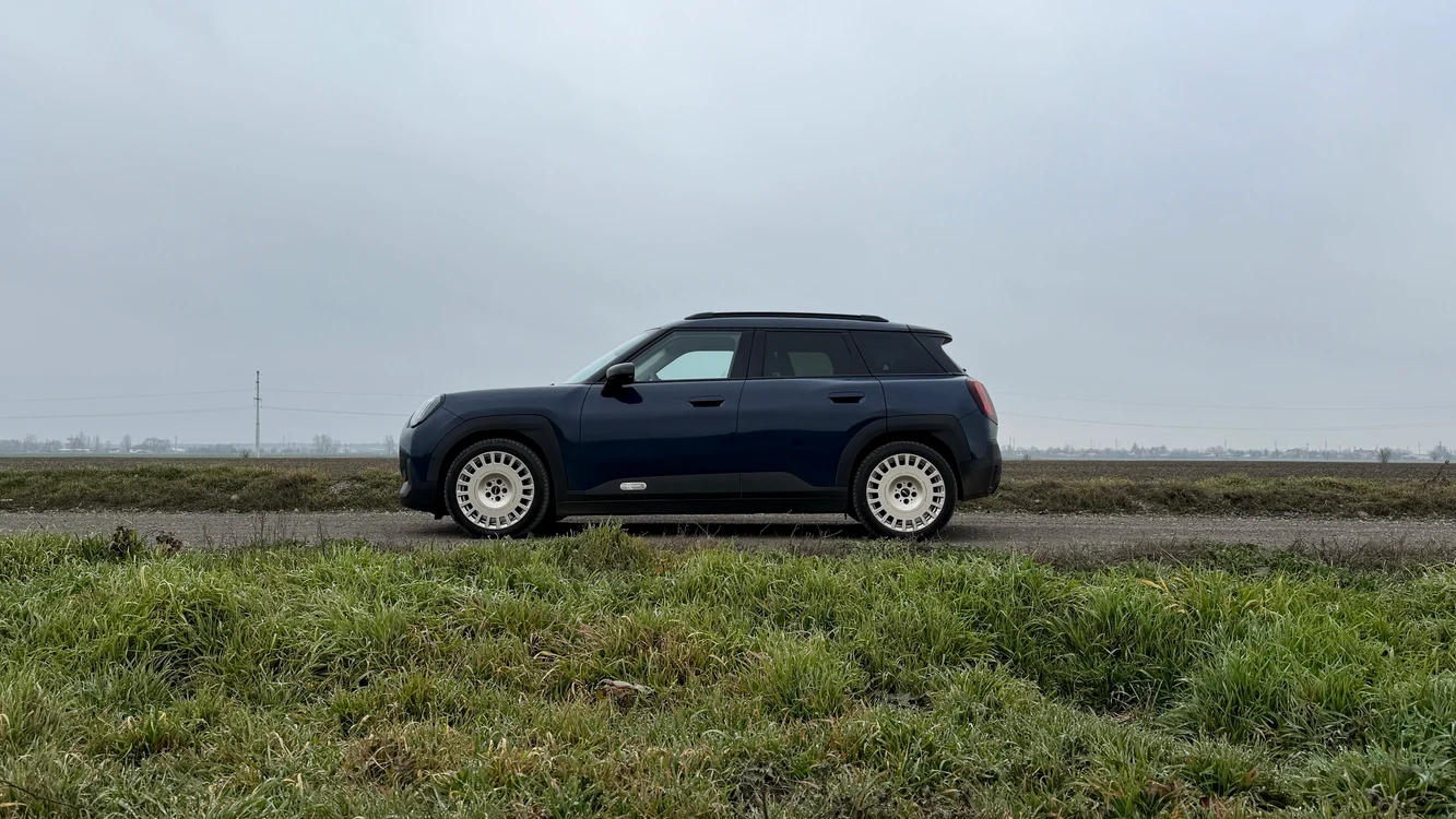 Mini Aceman, perfectă pentru oraș. FOTO: Adevărul