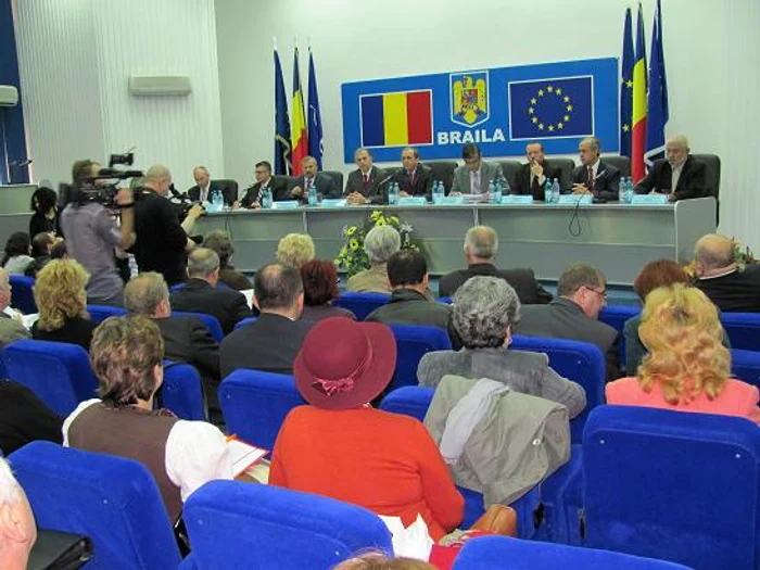 Lucrările se ţin pentru prima dată în altă parte decât în Bucureşti