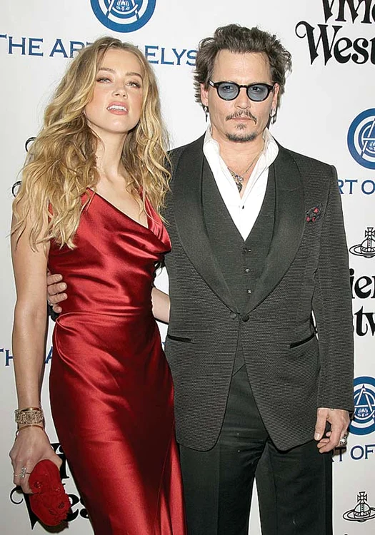 Blondina i-a cerut divorţul lui Depp la 23 mai