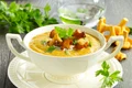 Supa crema de ciuperci  Sursa foto shutterstock 195411785 jpg