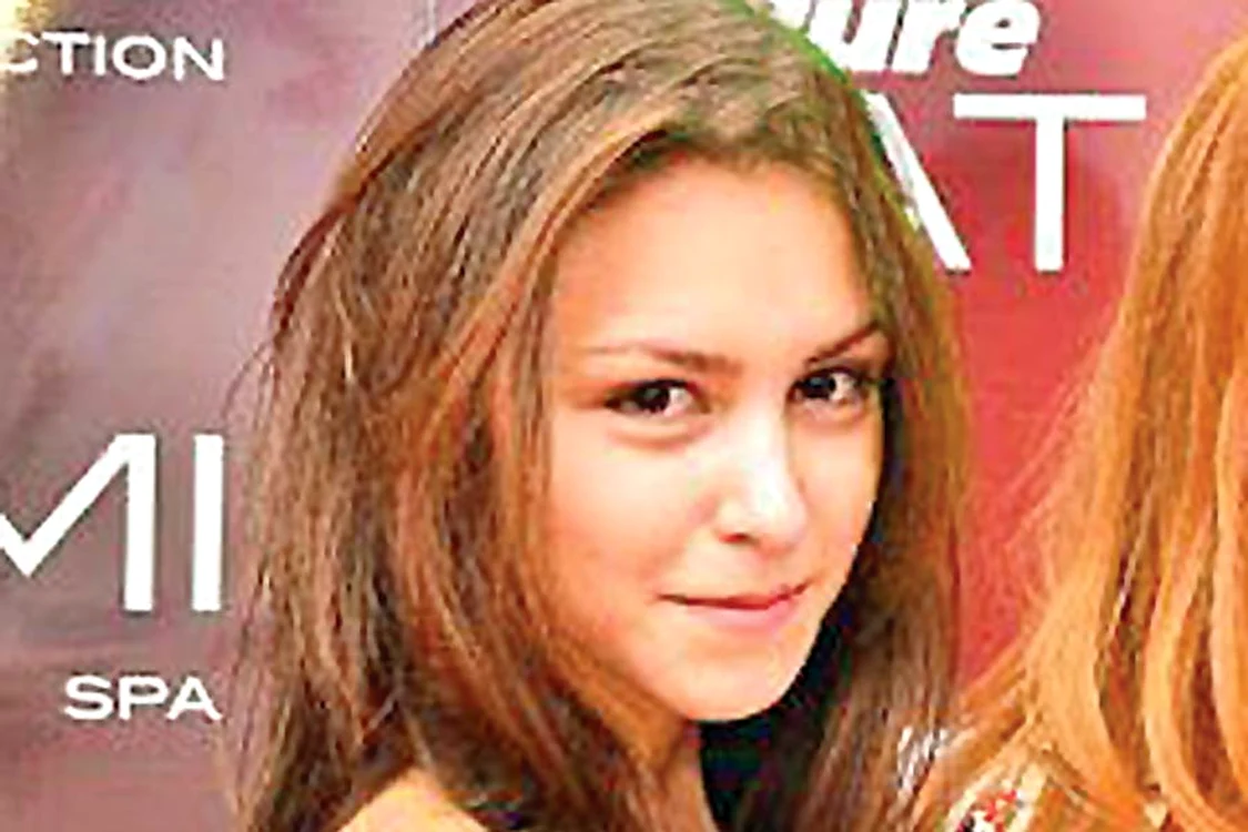 Lexi avea doar 16 ani  când s-a stins din viaţă (FOTO: CLICK!)