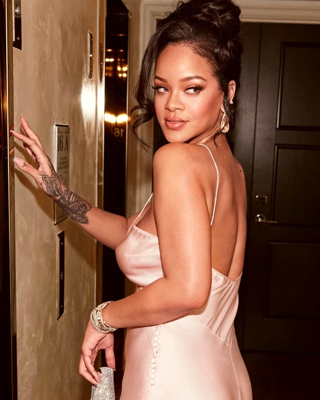 2 rihanna jpg jpeg