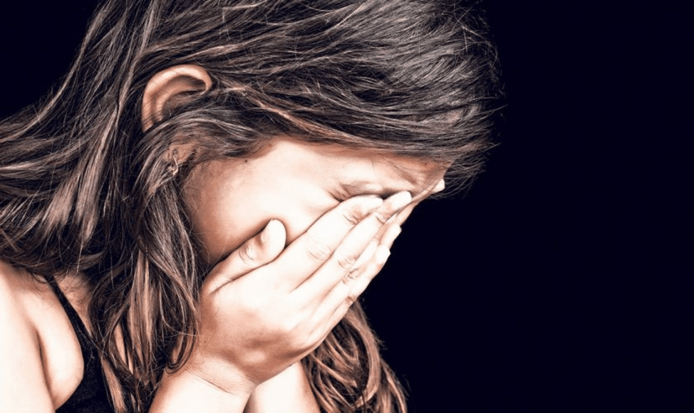 Italianul care ataca fetițele venite în vizită la fiica sa. A agresat sexual trei copile   