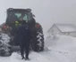 Turişti înzăpeziţi pe munte în staţiunea Vârful lui Roman - Horezu din judeţul Vâlcea salvaţi de jandarmii montani Foto Adevărul - credit IJJ Vâlcea