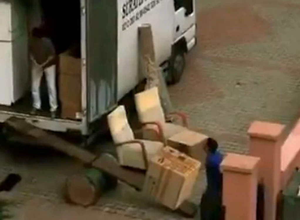 
    Catapulta a funcţionat admirabil cu toate cutiile. (captură video)  