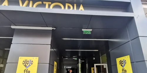 Prima proiecţie de film după mulţi ani la Victoria  FOTO Ş.Both
