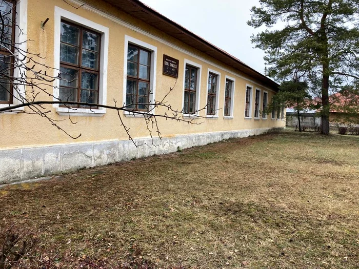 Așa arăta școala înainte de renovare Foto: Bookland