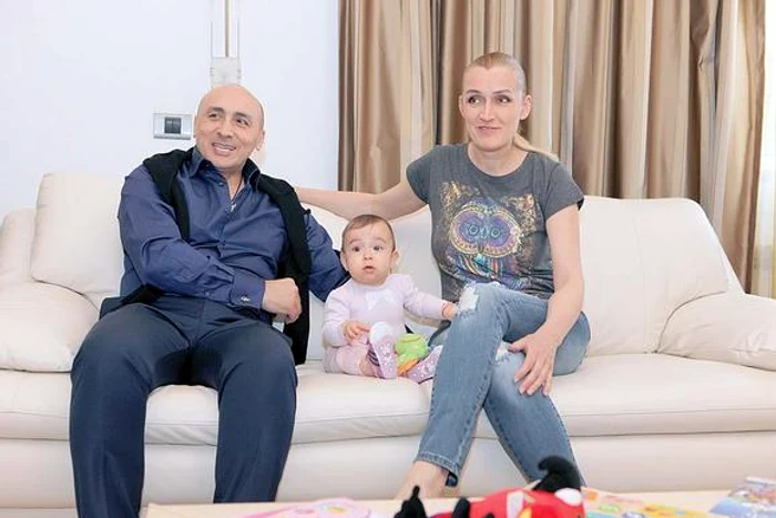 Marcel Pavel, cu familia