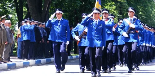 80 de jandarmi participă la ceremonial militar