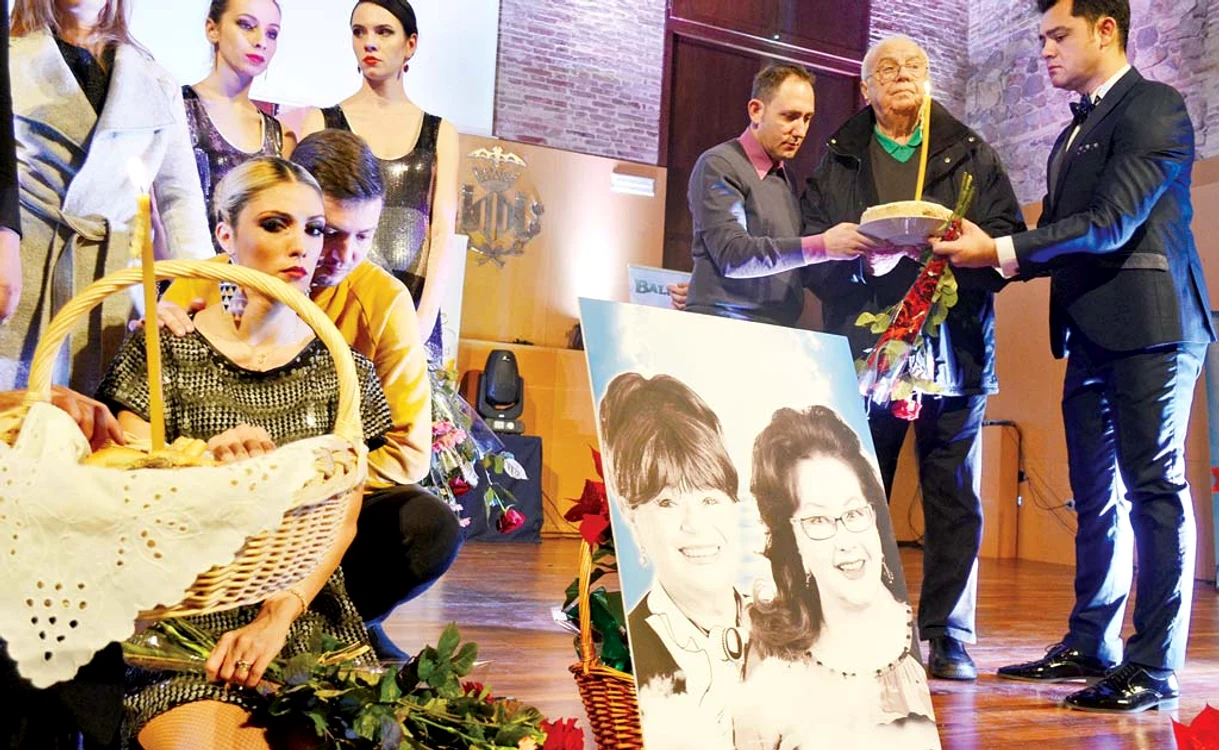 
    În 2017 s-a făcut prima comemorare după un spectacol susţinut în Valencia unde echipa teatrului a avut de susţinut un spectacol  