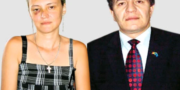 EXCLUSIV Primar şantajat cu amantlâcurile soţiei