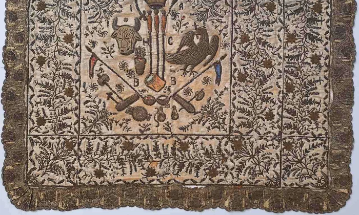O importantă broderie heraldică din epoca fanariotă, achiziționată la Paris (foto: Muzeul Național de Artă al României)