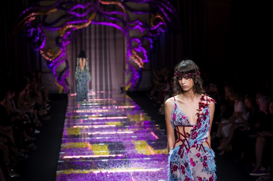 Moda de lux ca investiție. Cum gențile Birkin și Kelly au întrecut performanța burselor în 2025