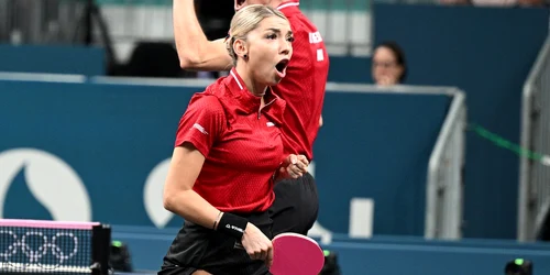 Bernadette Szocs (EPA) jpg