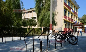 parcare biciclete liceu racovita jpeg