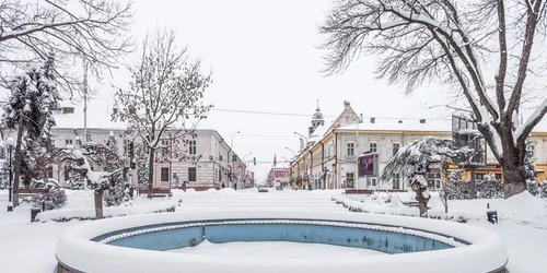Zăpada a pus stăpânire pe judeţul Suceava. FOTO Facebook/ Cătălin Urdoi