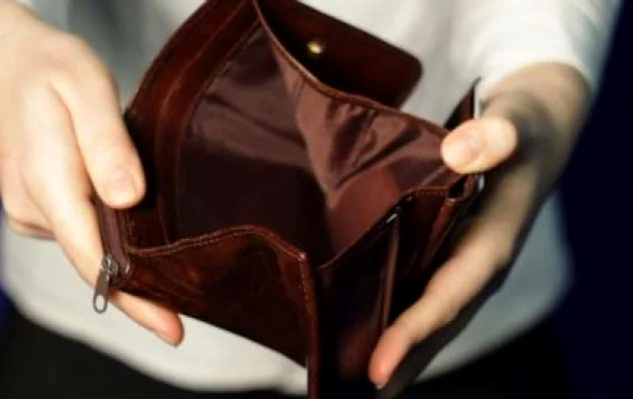 
    Horoscop zilnic 5 august: Gemenii nu au parte de noroc pe plan financiar   