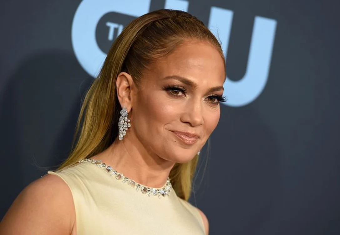 Jennifer Lopez are o avere colosală, dar nu ezită să-și cumpere haine de la second hand