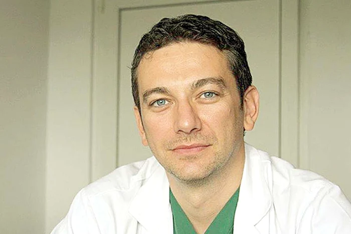 Până la sosirea echipajului de la Ambulanţă, voluntarii acordă primul ajutor