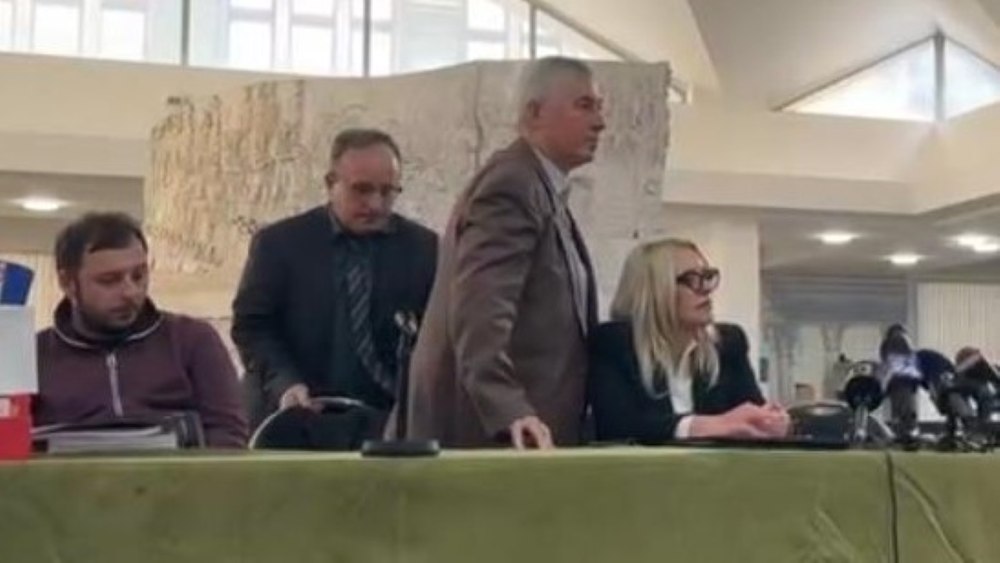 „Evident, sunt un ţap ispăşitor”. Directorul MNIR crede că se aruncă vina pe el nejustificat, după furtul tezaurului: „Pare scenariul unui furt la comandă”