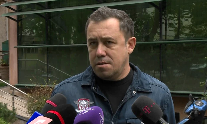 Lucian Ionescu se ocupă cu invitațiile la sărbătoarea Centenarului Rapidului. Captură DigiSport