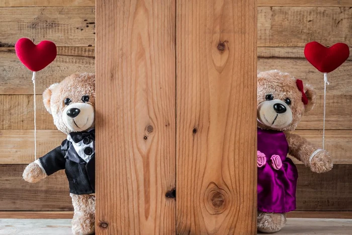 Evită mesajele de dragoste clasice și încearcă să fii inventiv!