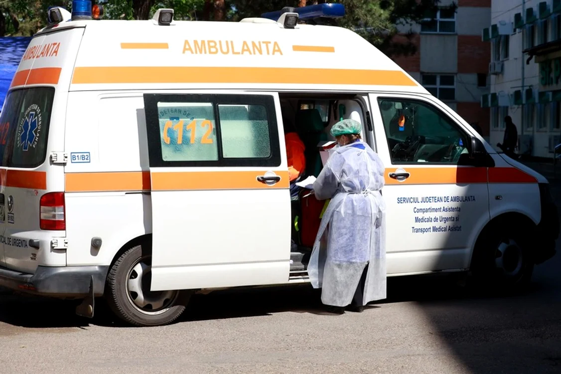 
    75 de cazuri de infectare cu coronavirus în centre rezidenţiale de îngrijireFoto: News.ro  