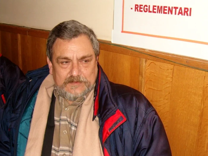 Relu Oleniuc a fost inlocuit peeste noapte de Inspectoratul Scolar Judetean FOTO btonline.ro