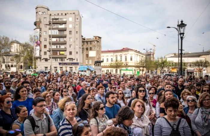 ARCEN Cu bastonul prin Bucuresti