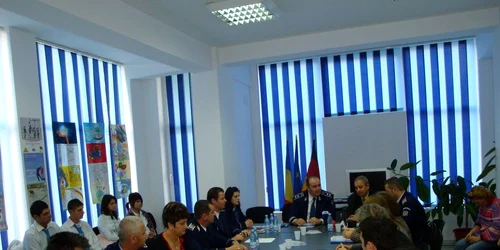 Elevii vor media conflictele între colegi