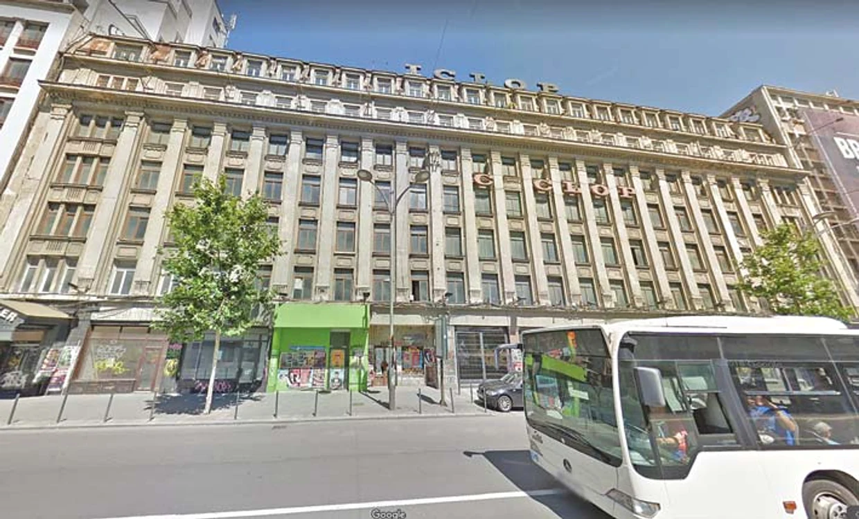 Clădirea Ciclop are 6 etaje și peste 16.000  de metri pătrați