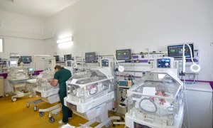 Bebelusi FOTO Sp Filantropia Craiova jpg