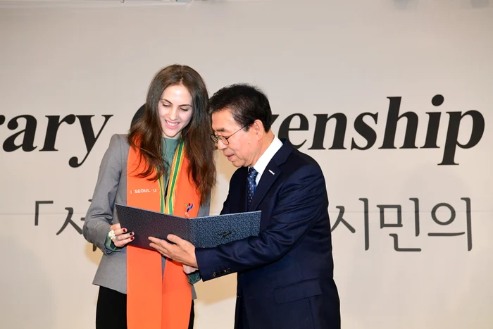 Silvia Pencu a primit titlul de cetățean de onoare al capitalei Seul