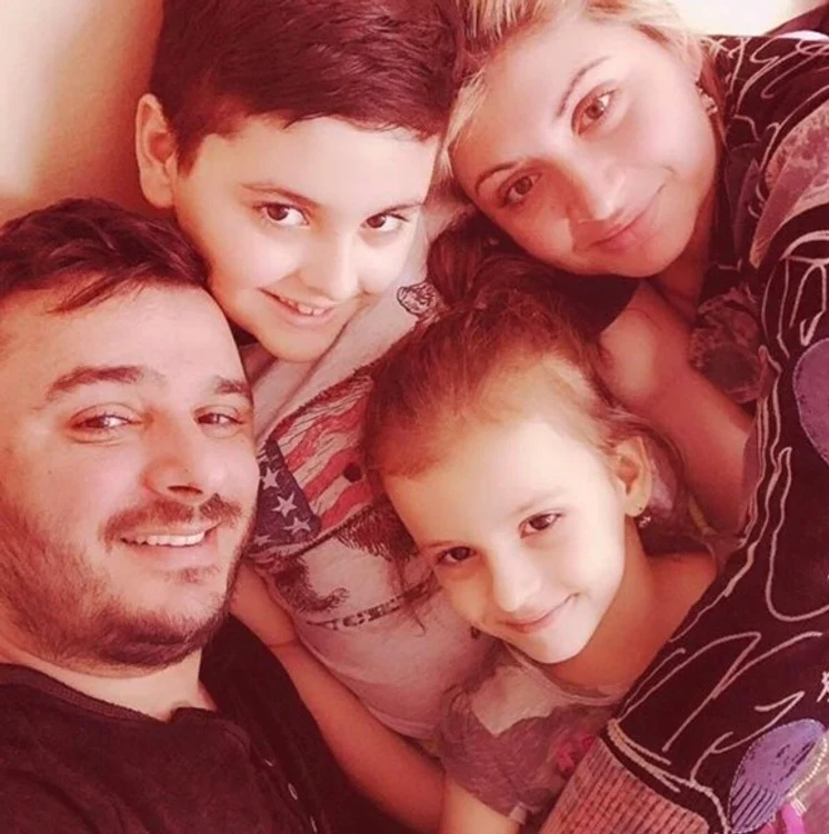 
    Liviu Guță are doi copii din prima căsnicie, cu Iulianafoto: arhiva personală  