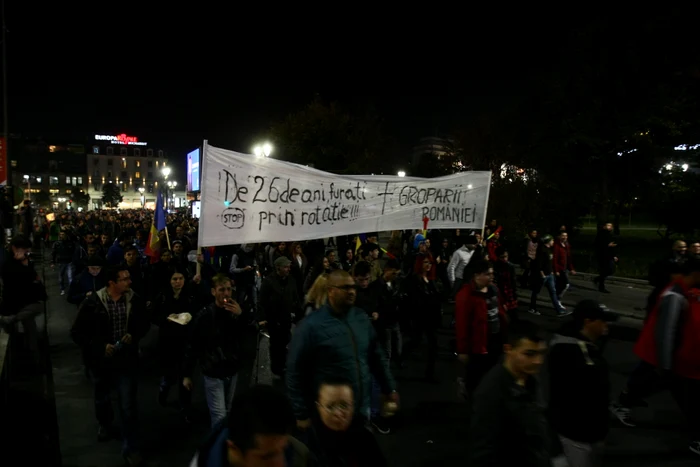 Protestatarii au transmis mesaje, iar vocea lor va fi auzită şi vineri la consultările de la Cotroceni foto: Dorin Constanda