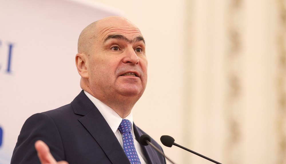 Bolojan impresionat de grădinarii de la Cotroceni: „Dacă nu ai echipe puternice şi nu ai oameni serioşi, n-ai făcut nimic”