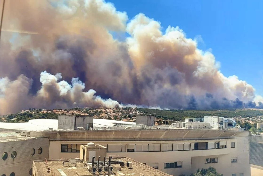 Incendiu de vegetație, izbucnit în sudul Franței FOTO: X