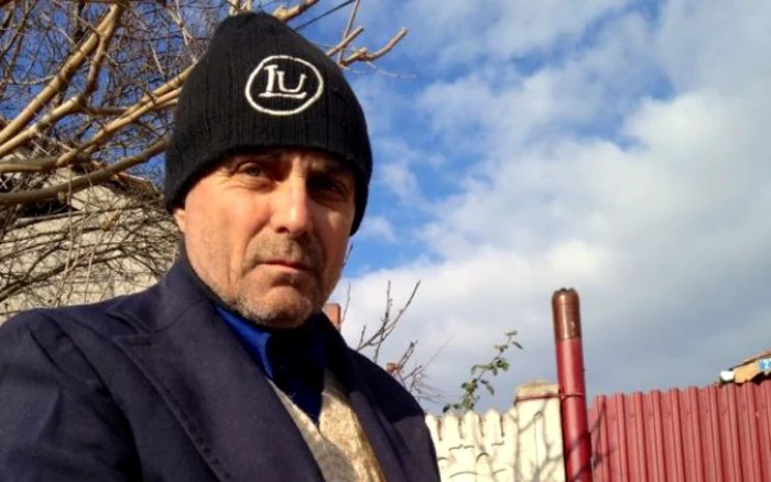 Un bărbat din Filiaşi susţine că a înviat chiar în timp ce era condus la groapă. S-a ridicat din coşciug şi a cerut un pahar cu apă