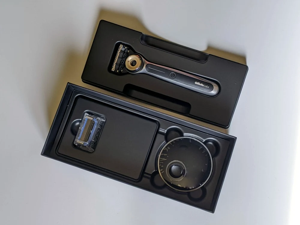 Gillette Heated Razor cutie