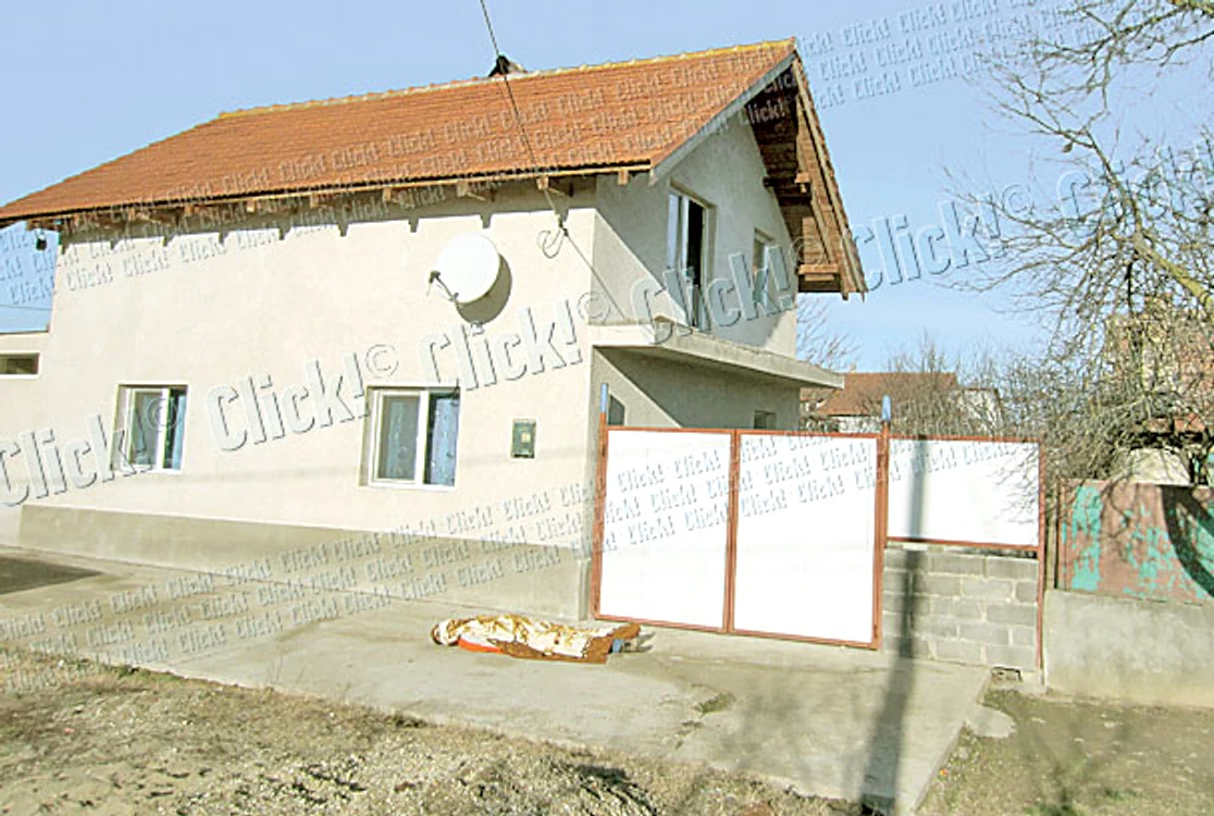 Ion Ciucea s-a  spânzurat chiar în faţa  casei construită de el