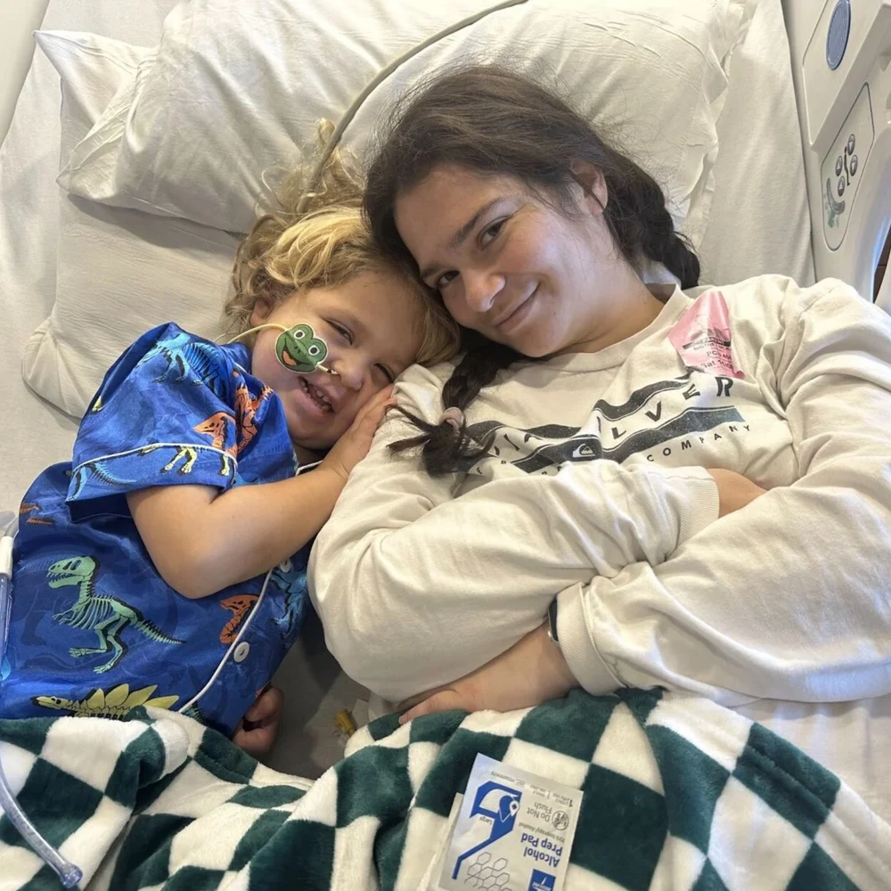 Drama unei familii. O femeie și băiatul ei de 4 ani au fost diagnosticați cu cancer în aceeași zi