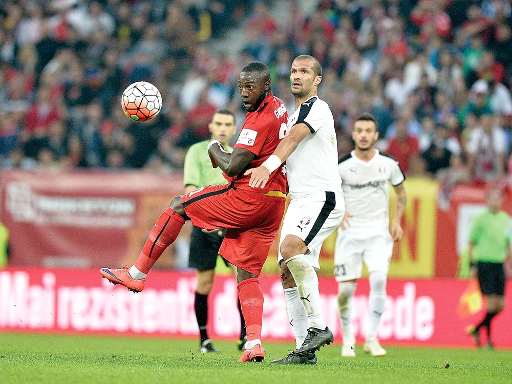
    Dinamo şi Astra  promit un spectacol  în Cupă   