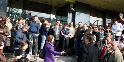 Salariaţii sunt nemulţumiţi de lefurile foarte mici