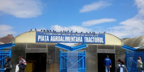 piata tractorul