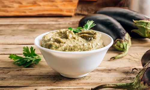 salata de vinete shutterstock 1789607375 jpg