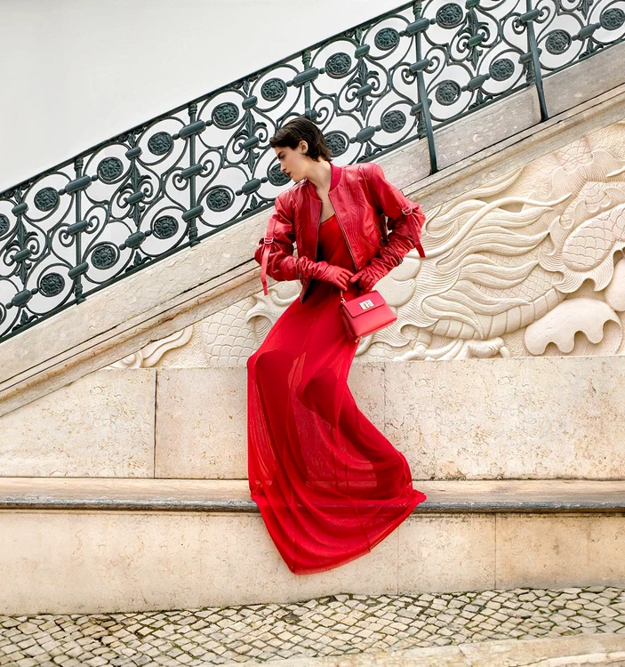 Answear RED 2 jpg